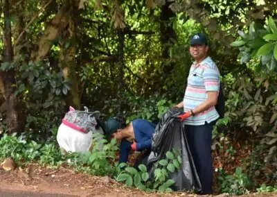 Students take up street cleaning drive