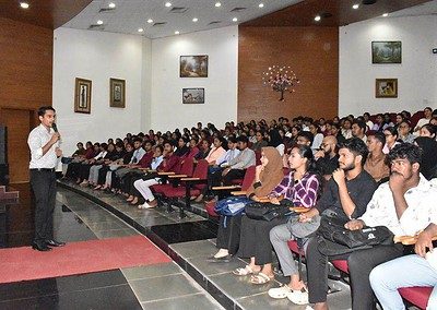 Placement cell holds lecture on public speaking skills