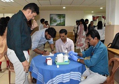 Sanjeevini: 127 students and staff donate blood