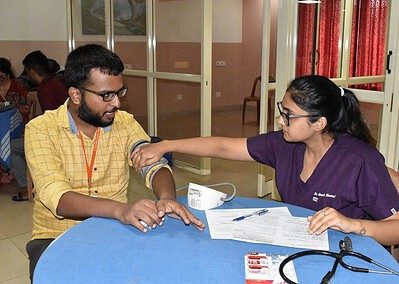 Sanjeevini: 127 students and staff donate blood