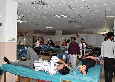 Sanjeevini: 127 students and staff donate blood