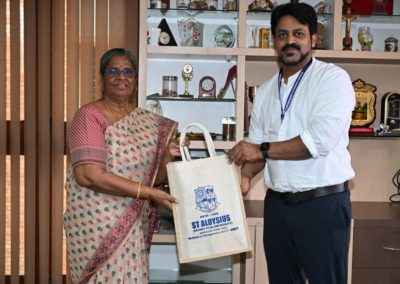 AIMIT Signs MoU with DEEDS to Launch Service-Learning Project for MBA Students